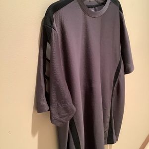 NWT Men’s Reebok reflective short sleeve shirt